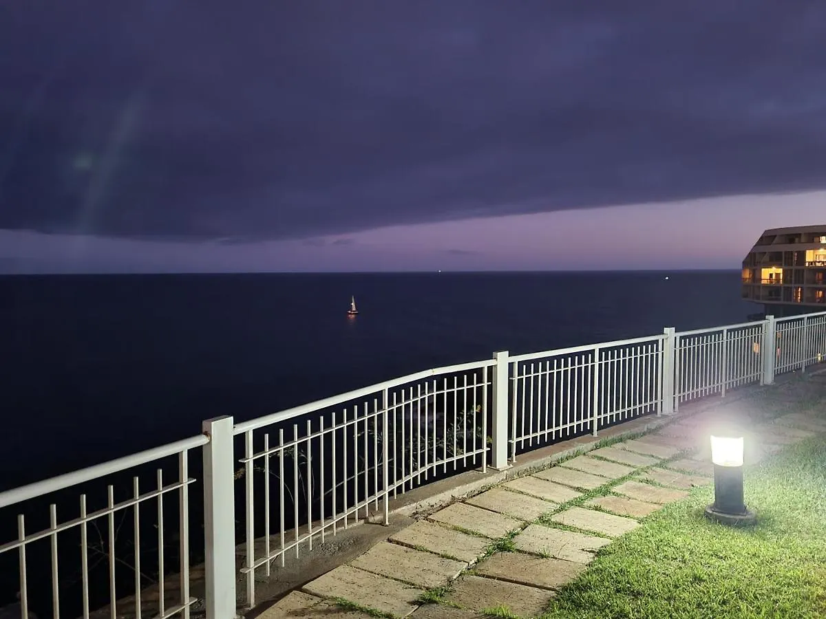 Come Hear The Ocean! Funchal  Funchal (Madeira)