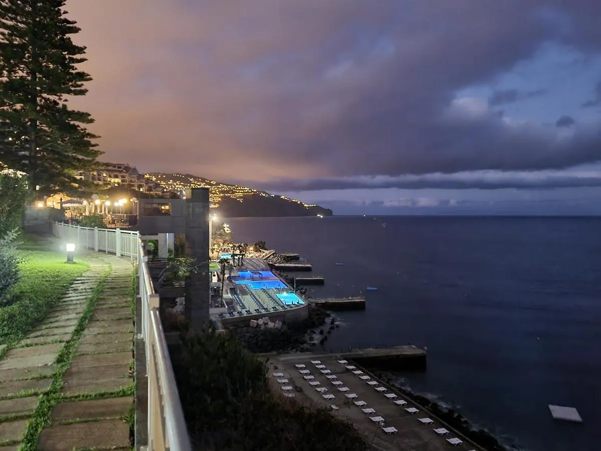 Come Hear The Ocean! Funchal